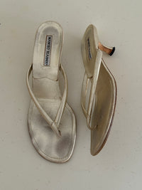 Manolo Blahnik Mules (39)