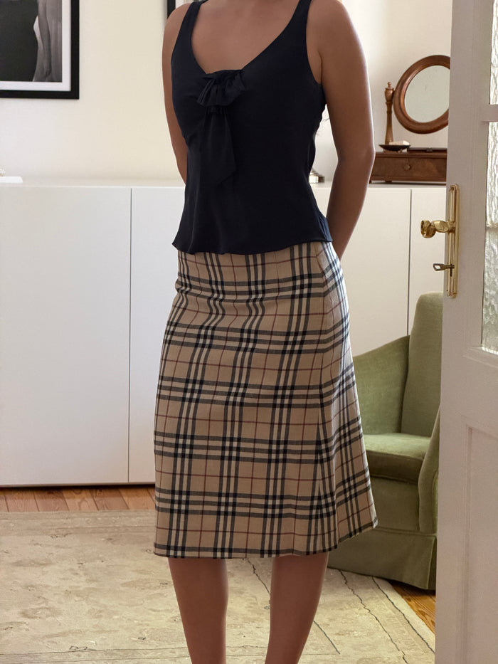 Burberry Skirt (m)