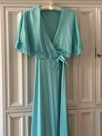 Vintage Robe (s)