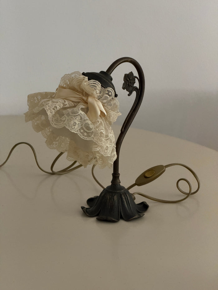 Vintage Lace Lamp