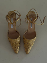 Manolo Blahnik Heels (37)