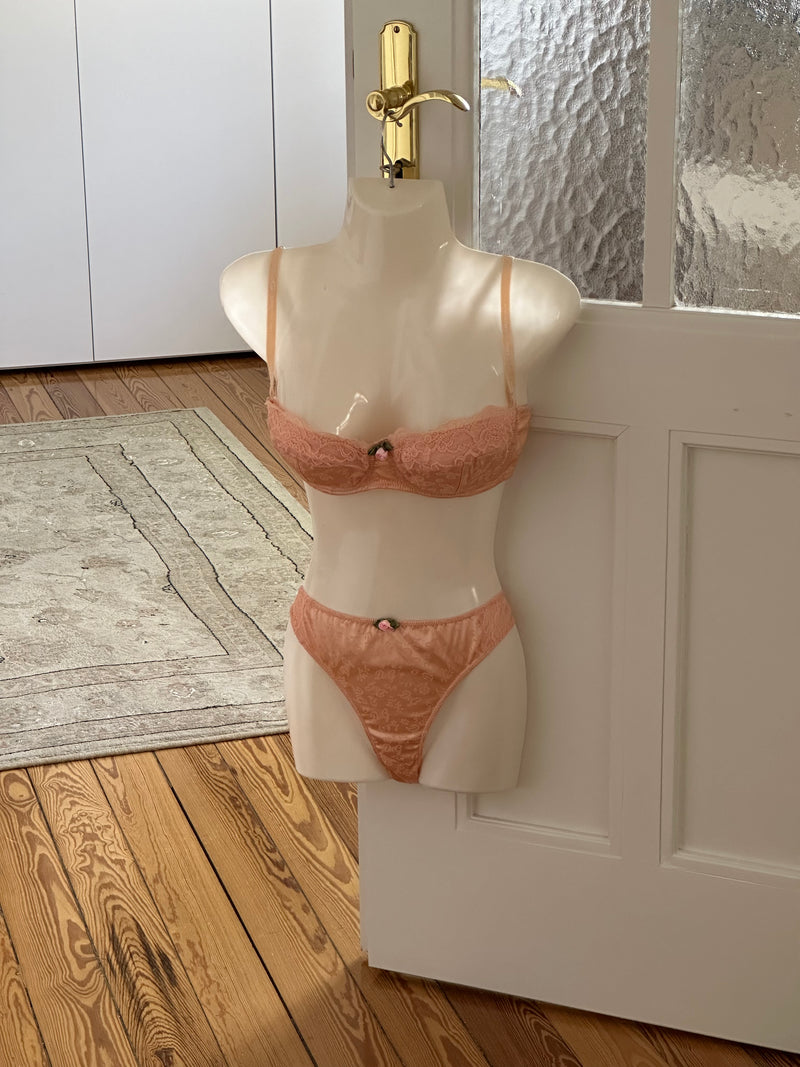 D&G Lingerie Set (85 B)