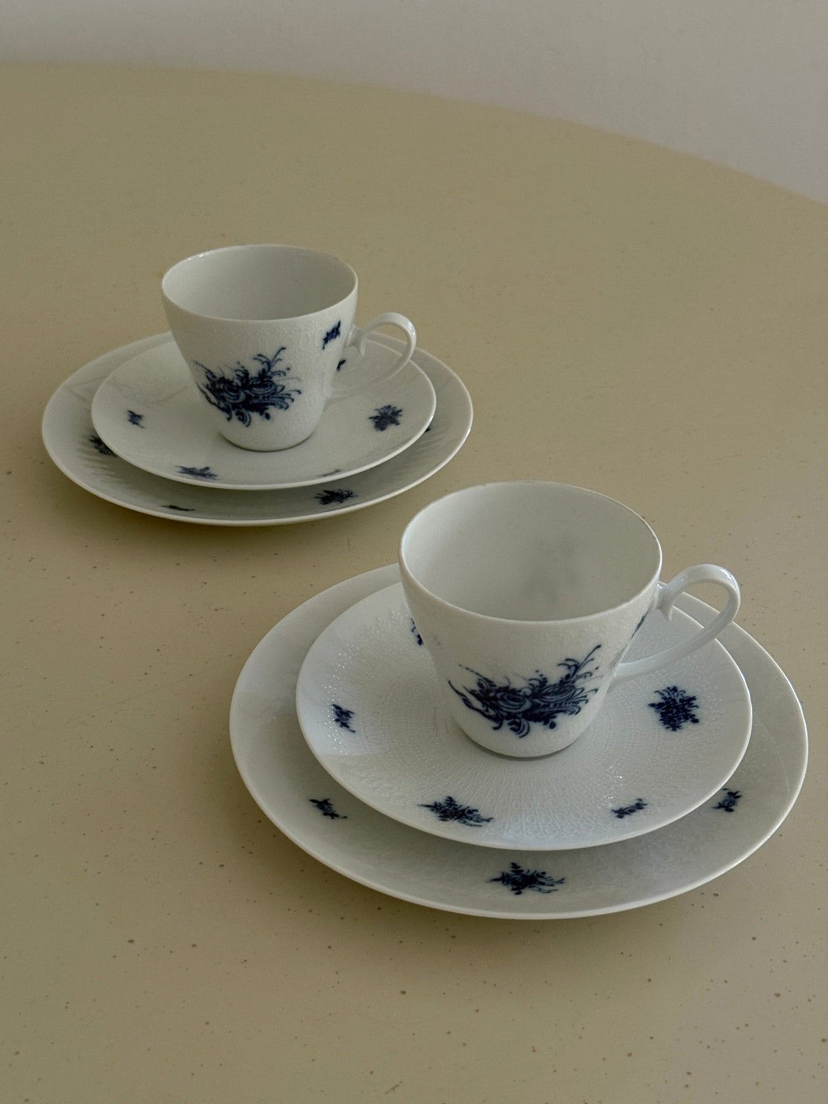 Porcelain Coffee Cup Set