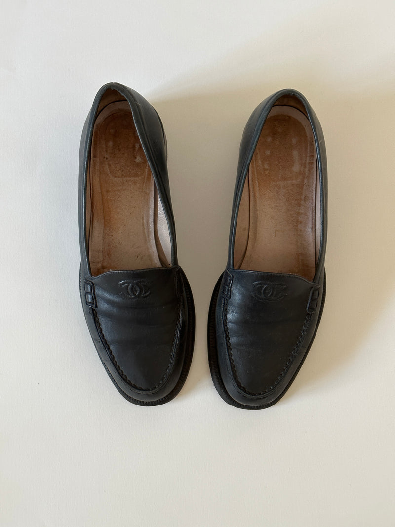 Chanel Loafer (37)