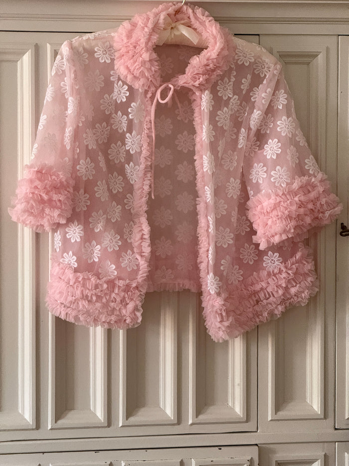 Vintage Ruffle Blouse (s)