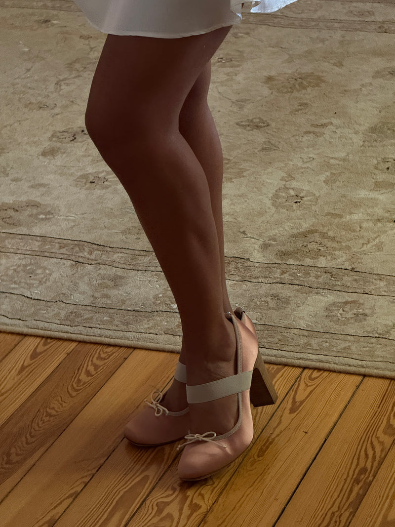Escada Ballet Pumps (39)