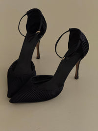 Gucci Shoes (39)