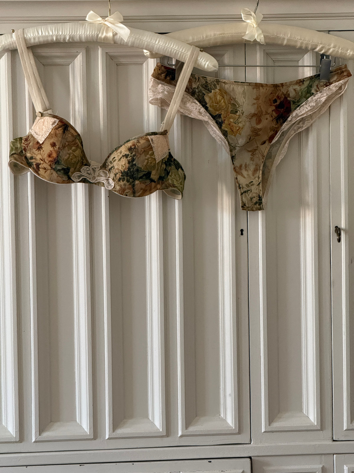 Dior Lingerie Set (75 B)