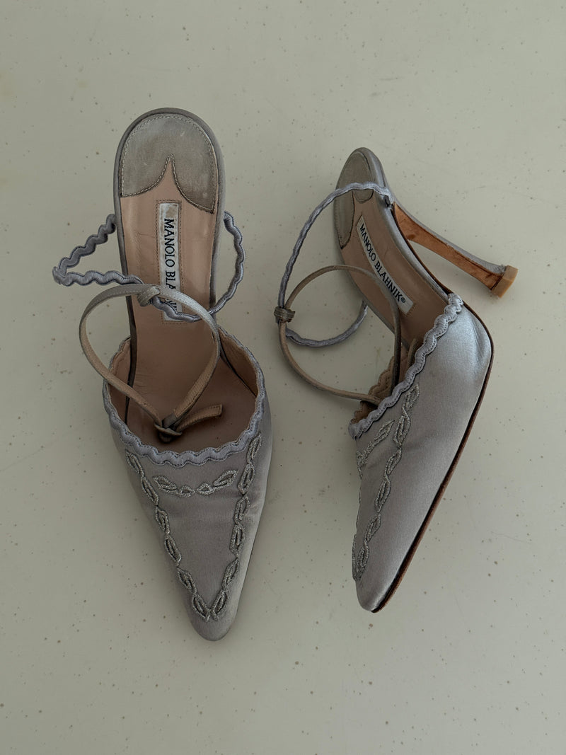 Manolo Blahnik Heels (37)