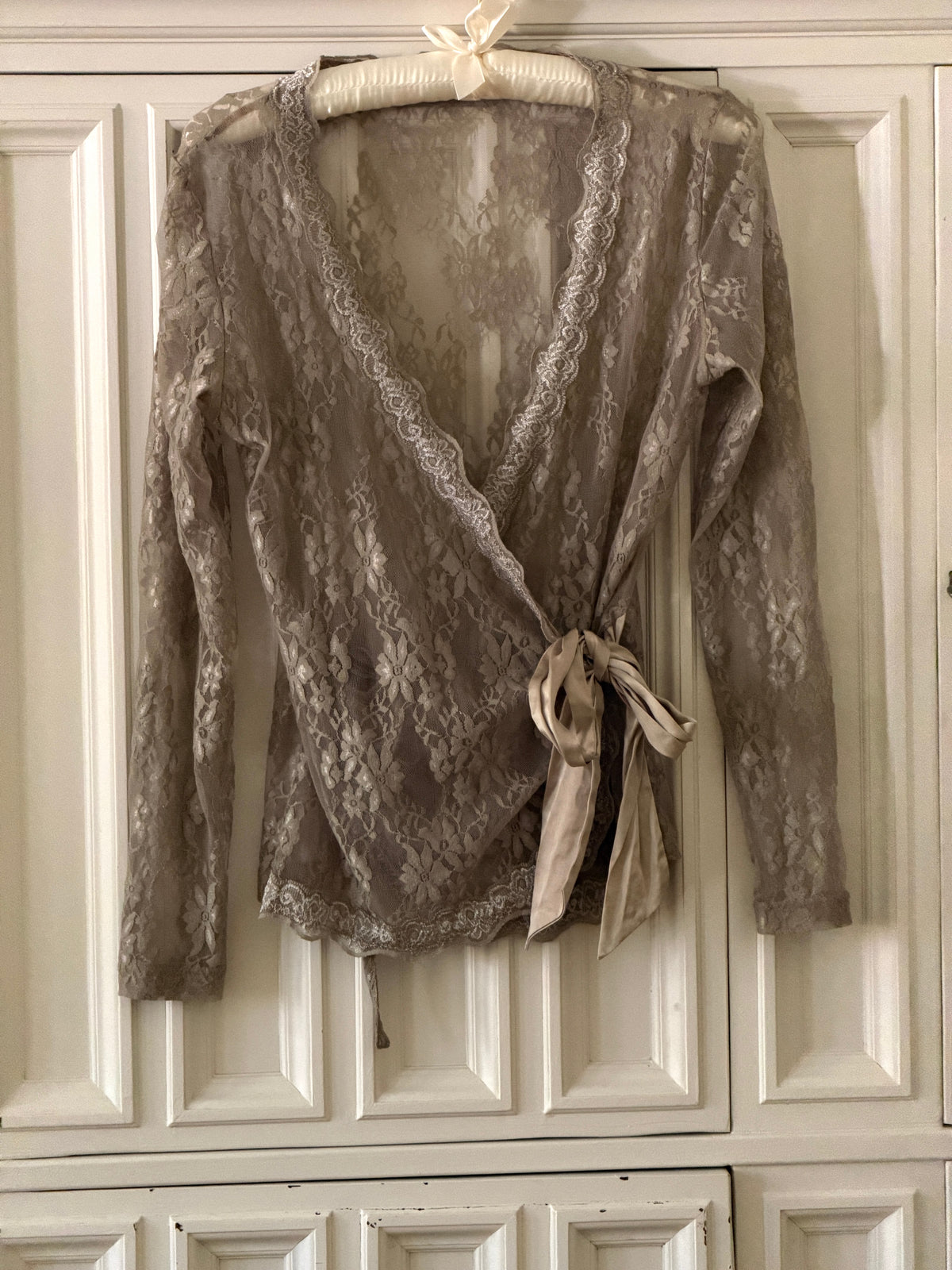 Lace Cardigan (s)
