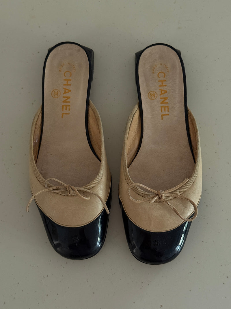 Chanel Mules (35)