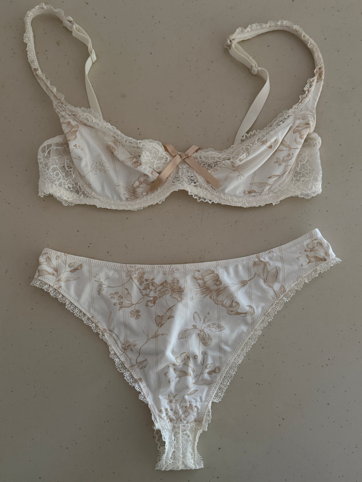 Vintage Lingerie Set (m)