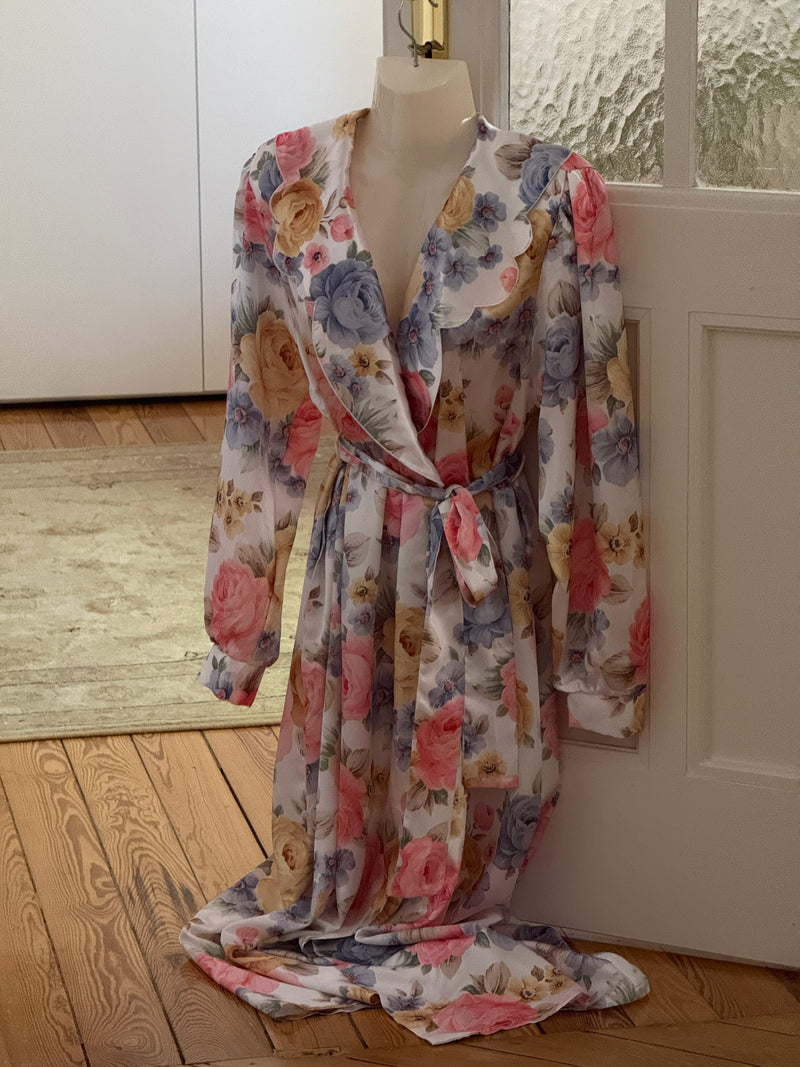 Vintage Robe Set (s)