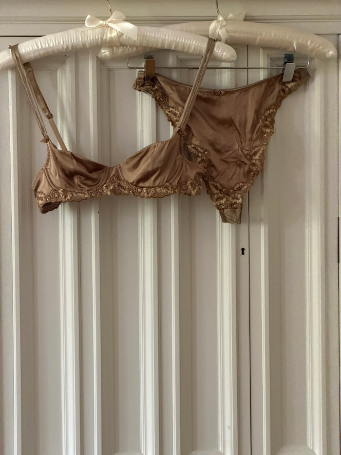 Lise Charmel Bra Set (70 A)