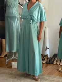 Vintage Robe (s)