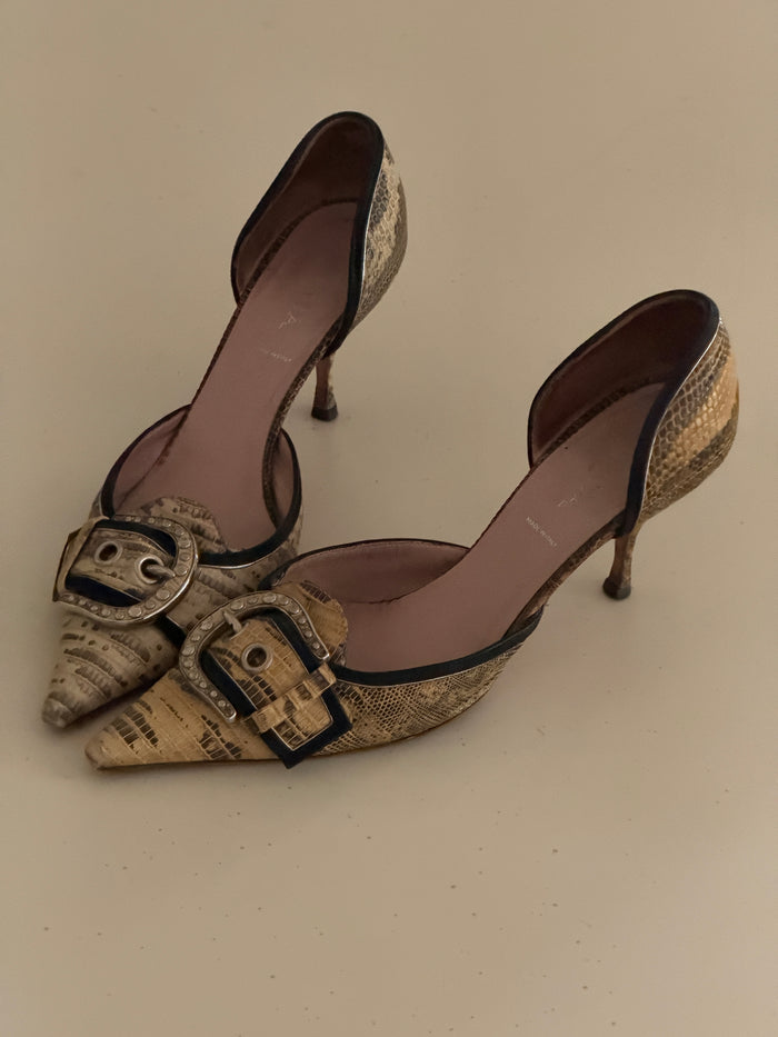 Prada Heels (38)