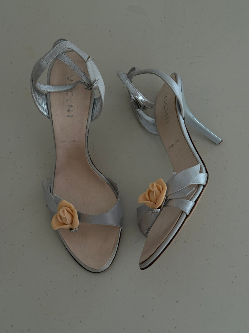 Vicini Floral Heels (39)