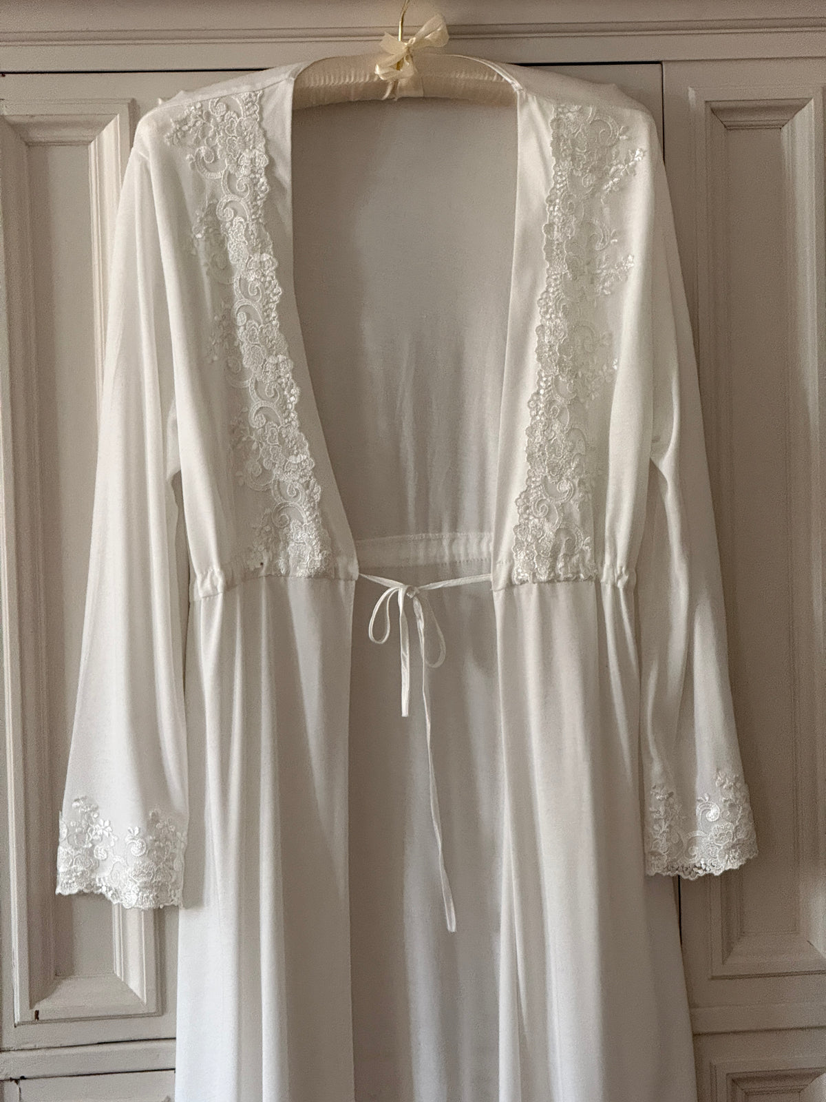 Vintage Lace Robe (s)