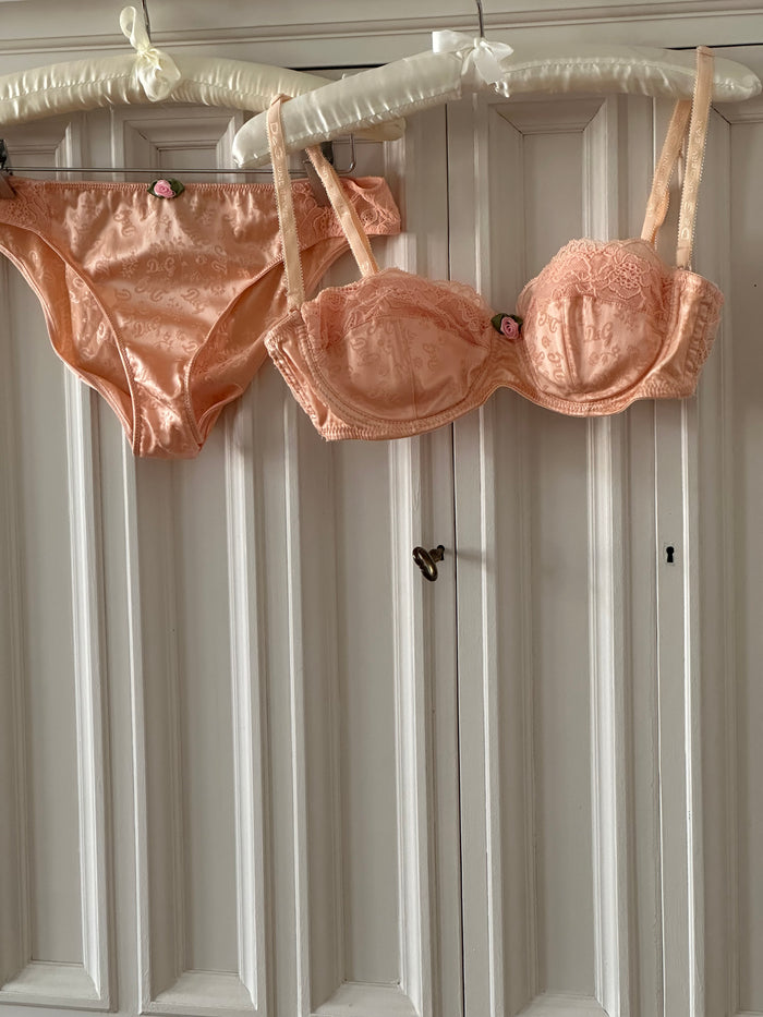 D&G Lingerie Set (85 B)