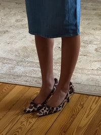 Emma Hopes Pumps (40)