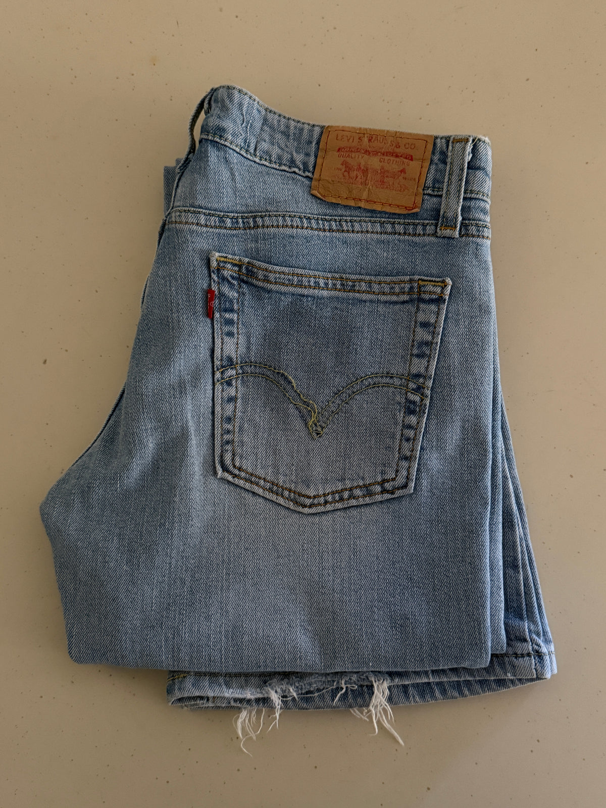 Levis Bootcut Jeans (s)