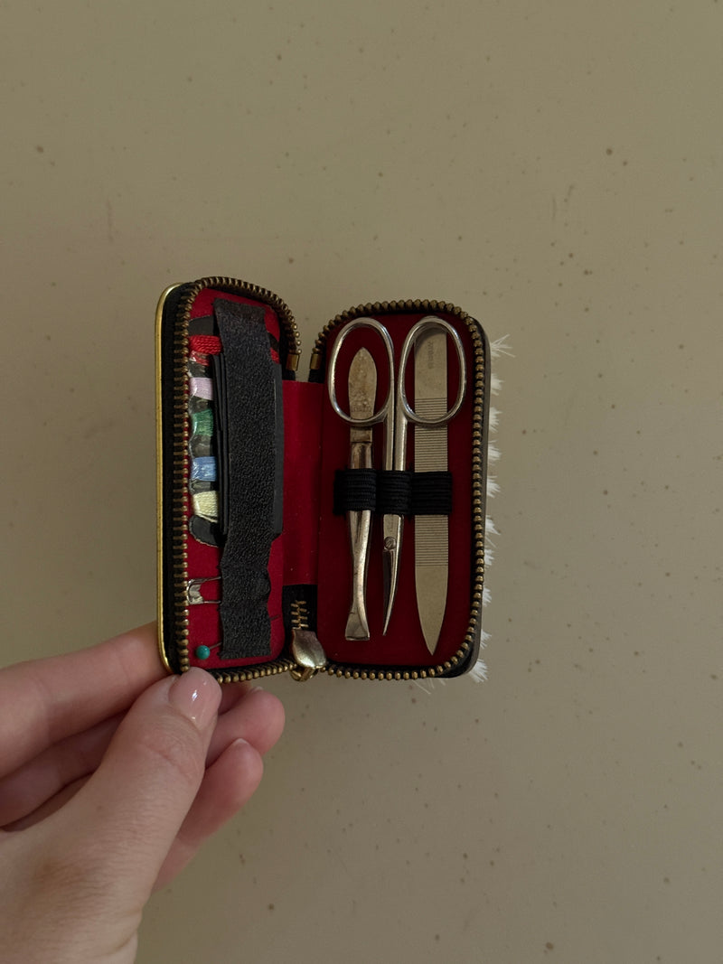 Vintage Sewing Travel Kit