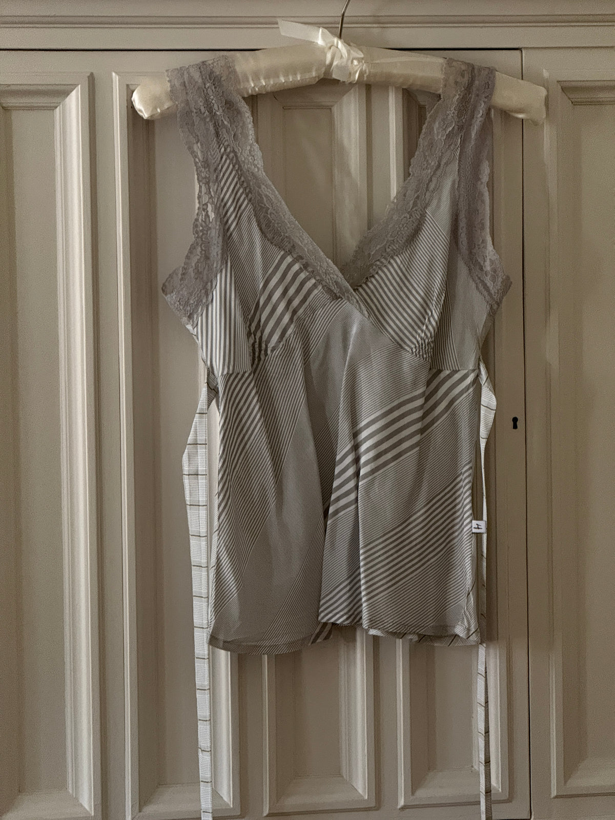 Vintage Lace Top (xs)