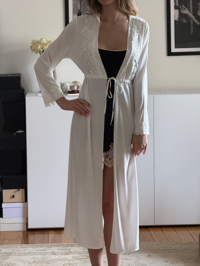 Vintage Lace Robe (s)