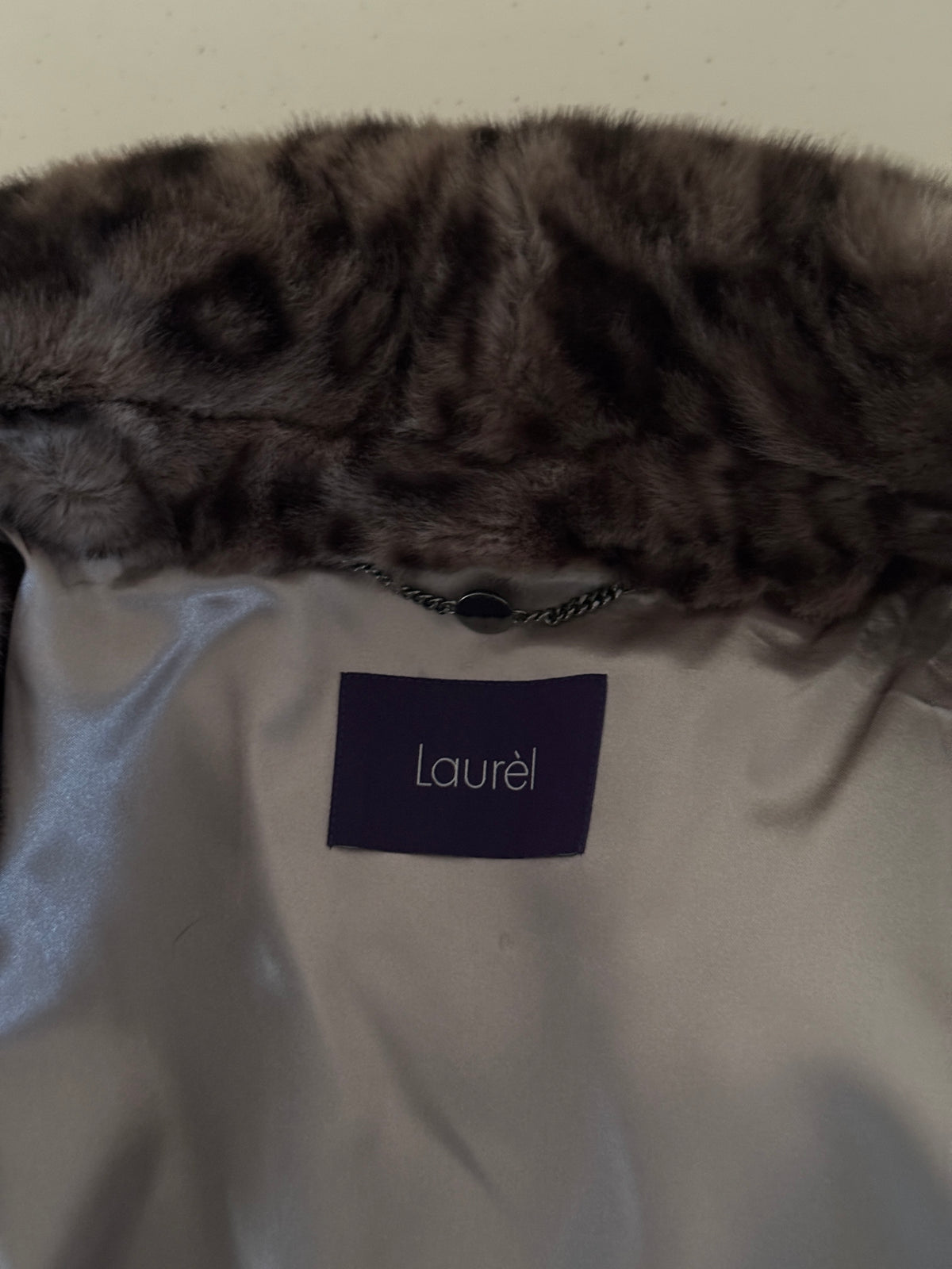 Laurèl Leo Coat (l)