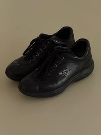 Prada Sneaker (36)