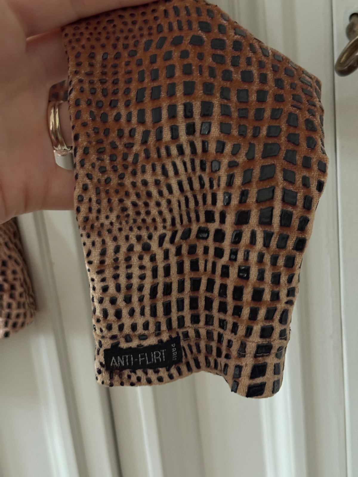 Anti-Flirt Blouse (m)