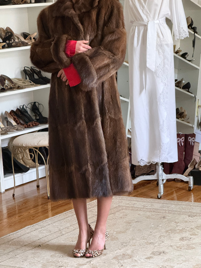 Vintage Fur Coat (l)