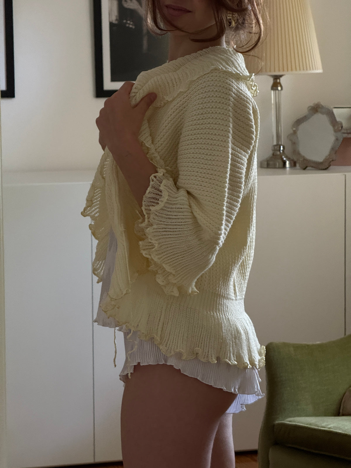 Vintage Ruffle Robe (m)
