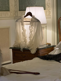 Vintage Ruffle Blouse (m)