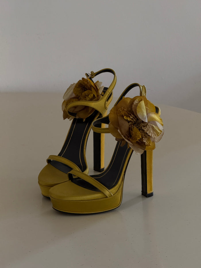 Gucci Floral Heels (37)