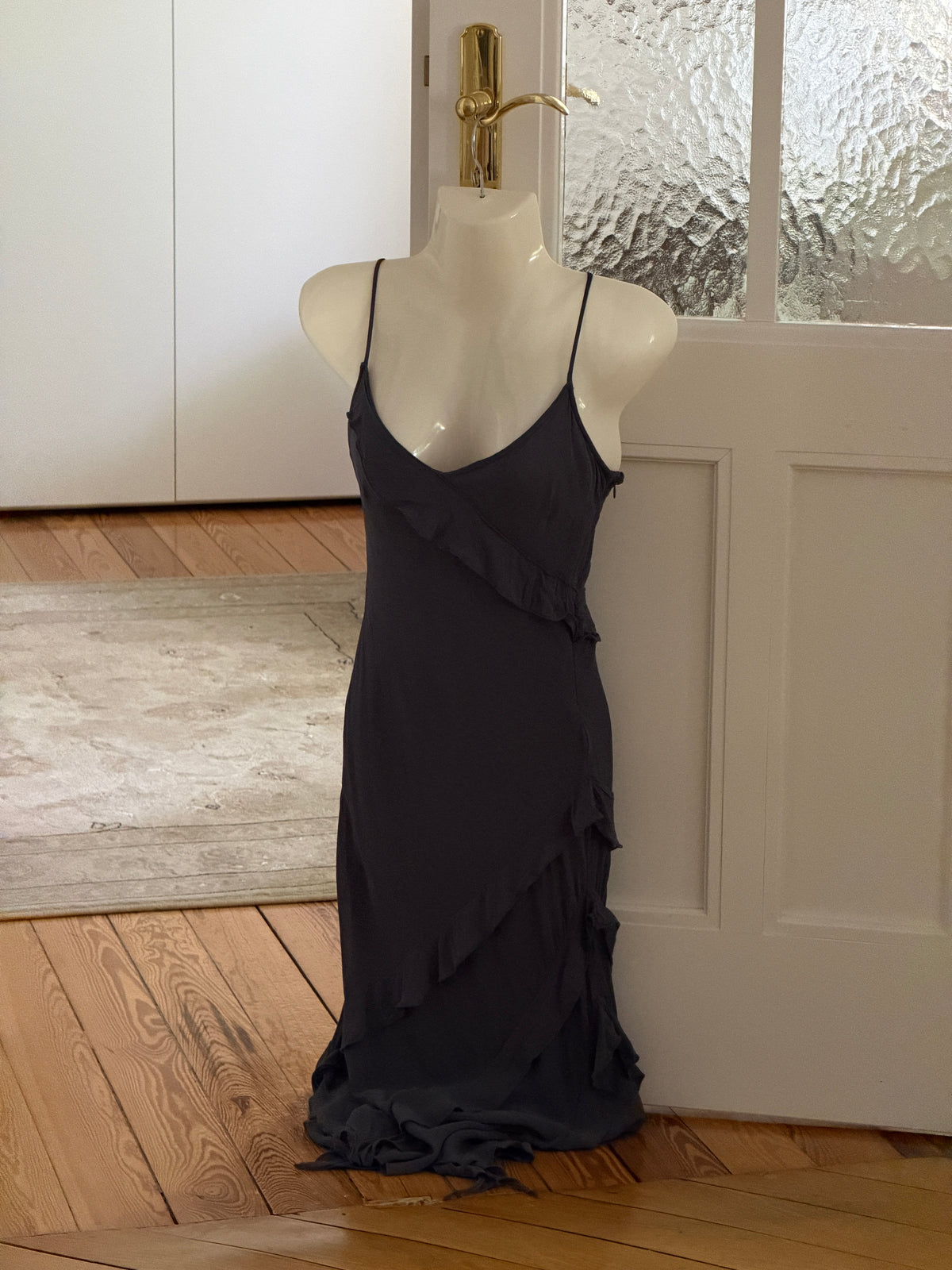 Vintage Ruffle Dress (xs)