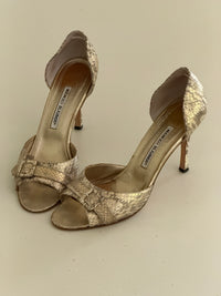 Manolo Blahnik Heels (38)