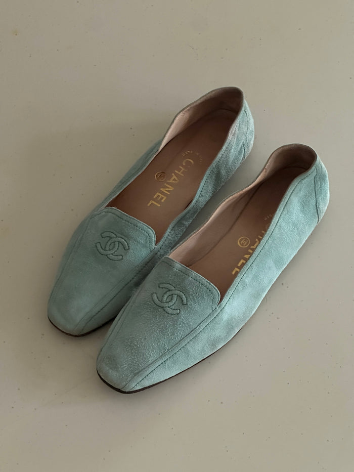 Chanel Suede Flats (39)