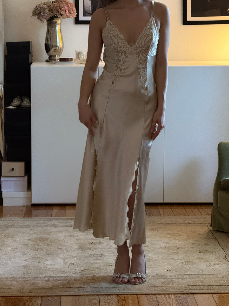 Vintage Lingerie Set (s)