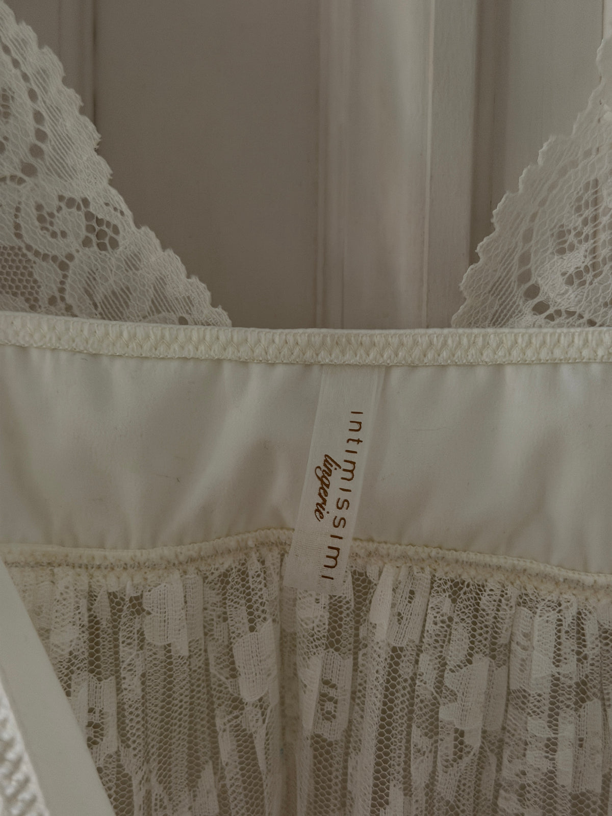 Intimissimi Lace Dress (s)