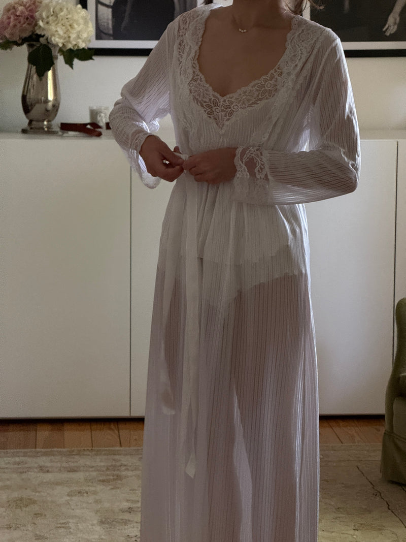 Vintage Lace Robe (s)