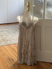 Vintage Lace Dress (s)