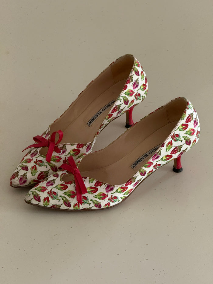 Manolo Blahnik Heels (37)