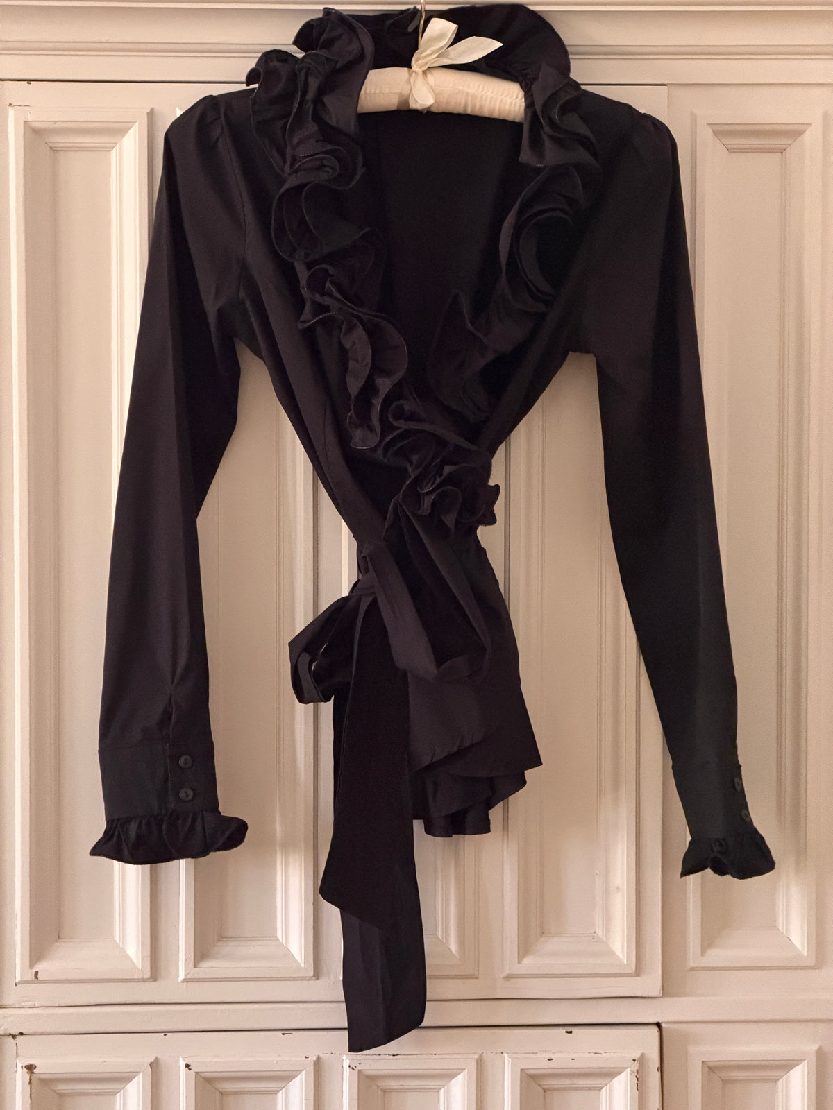 Vintage Ruffle Blouse (m)