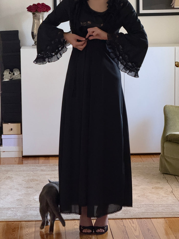 Lingerie Robe Set (s)