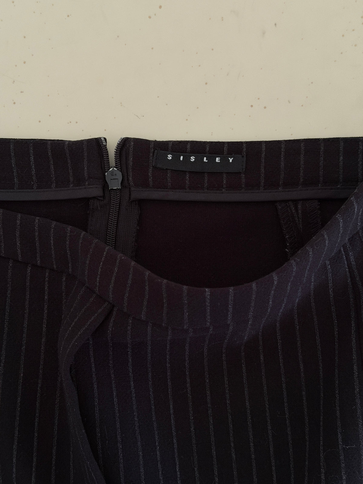 Vintage Pencil Skirt (s)