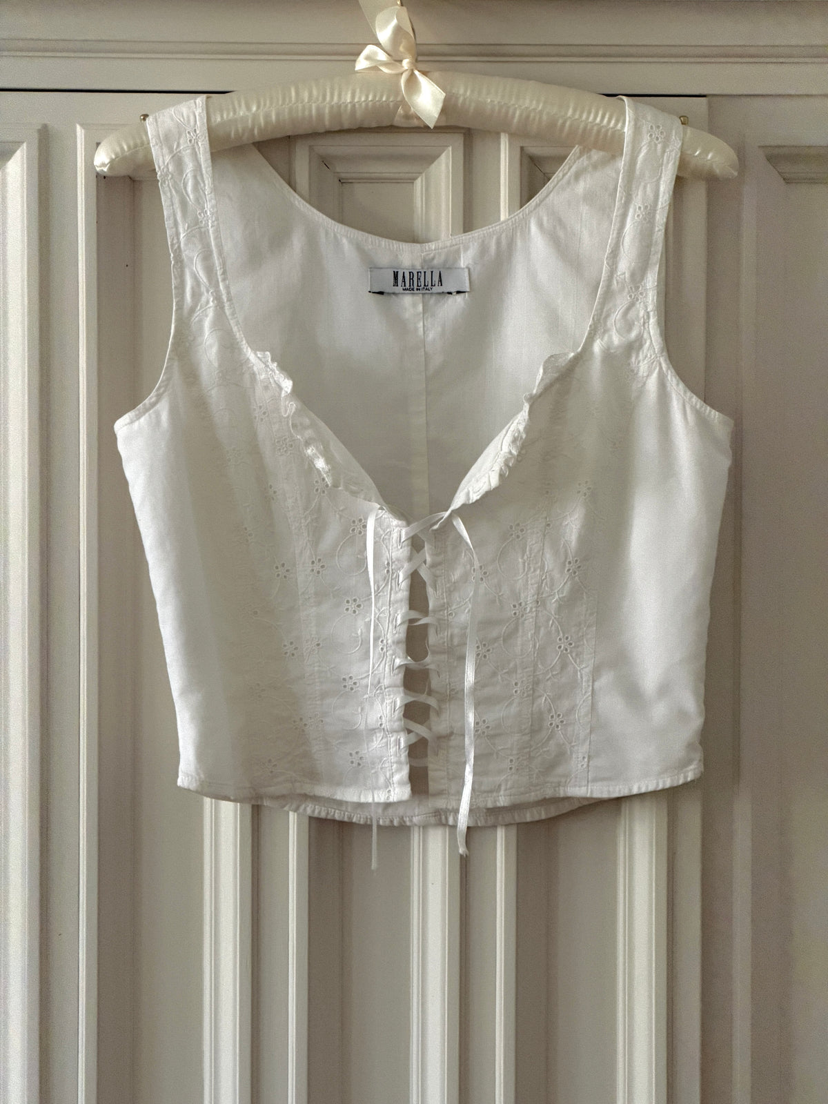 Vintage Lace Up Top (m)