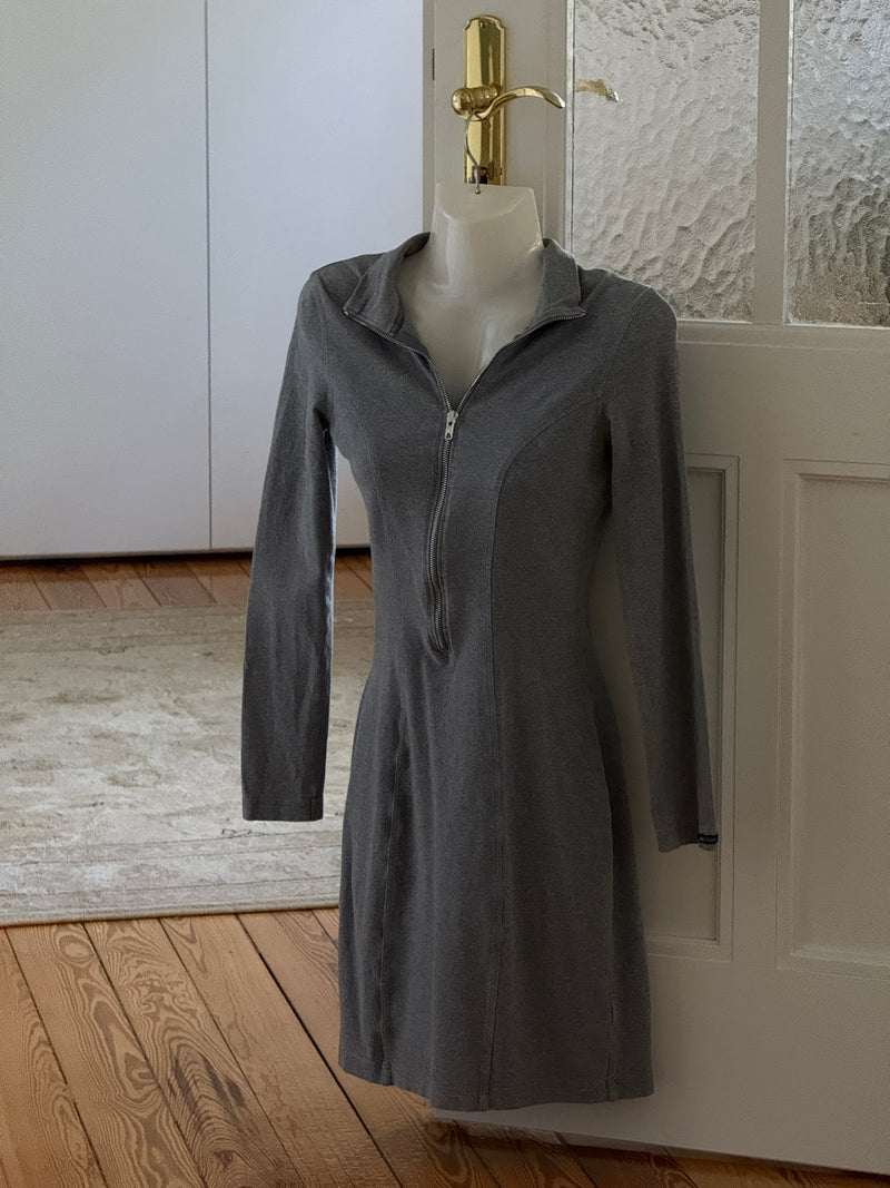 Anti-Flirt Dress (s)