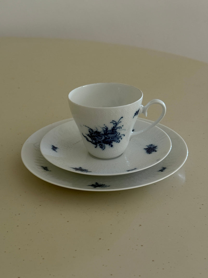 Porcelain Coffee Cup Set