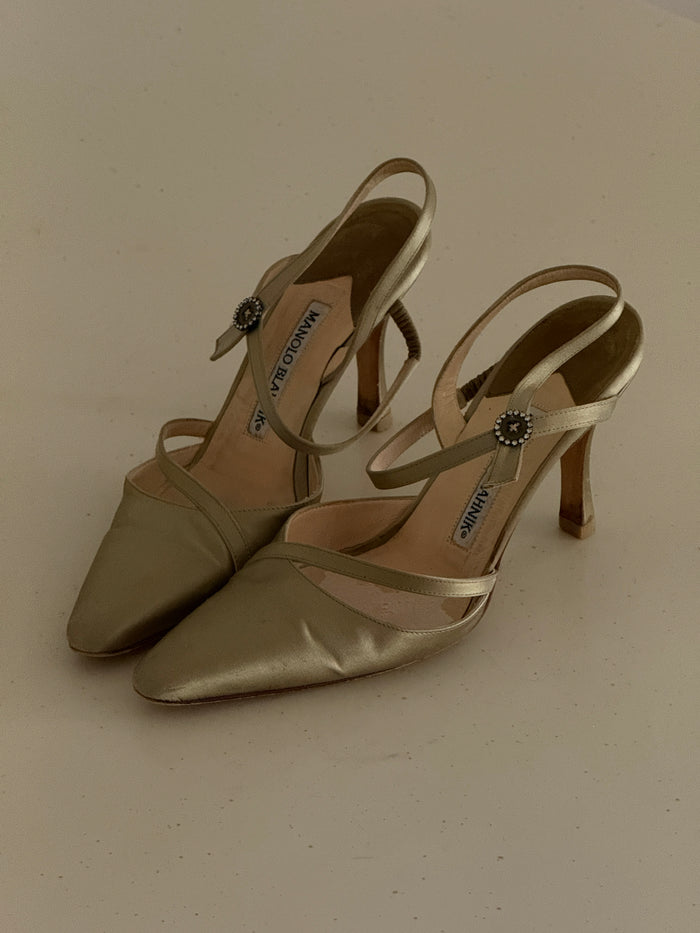 Manolo Blahnik Heels (36)